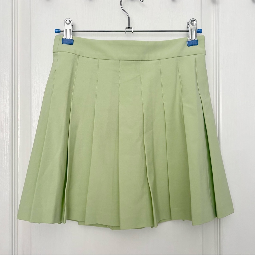 Aritzia Sunday Best Pleated Mini Skirt in Light Green NWOT